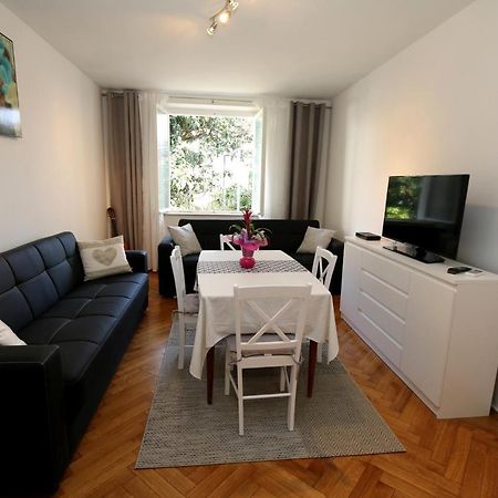 Apartment Mira Lapad ドゥブロブニク エクステリア 写真
